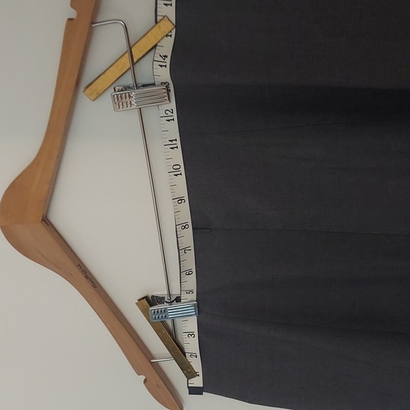 Ann Taylor suit skirt, wool blend,  size 10, gray - Picture 10 of 10